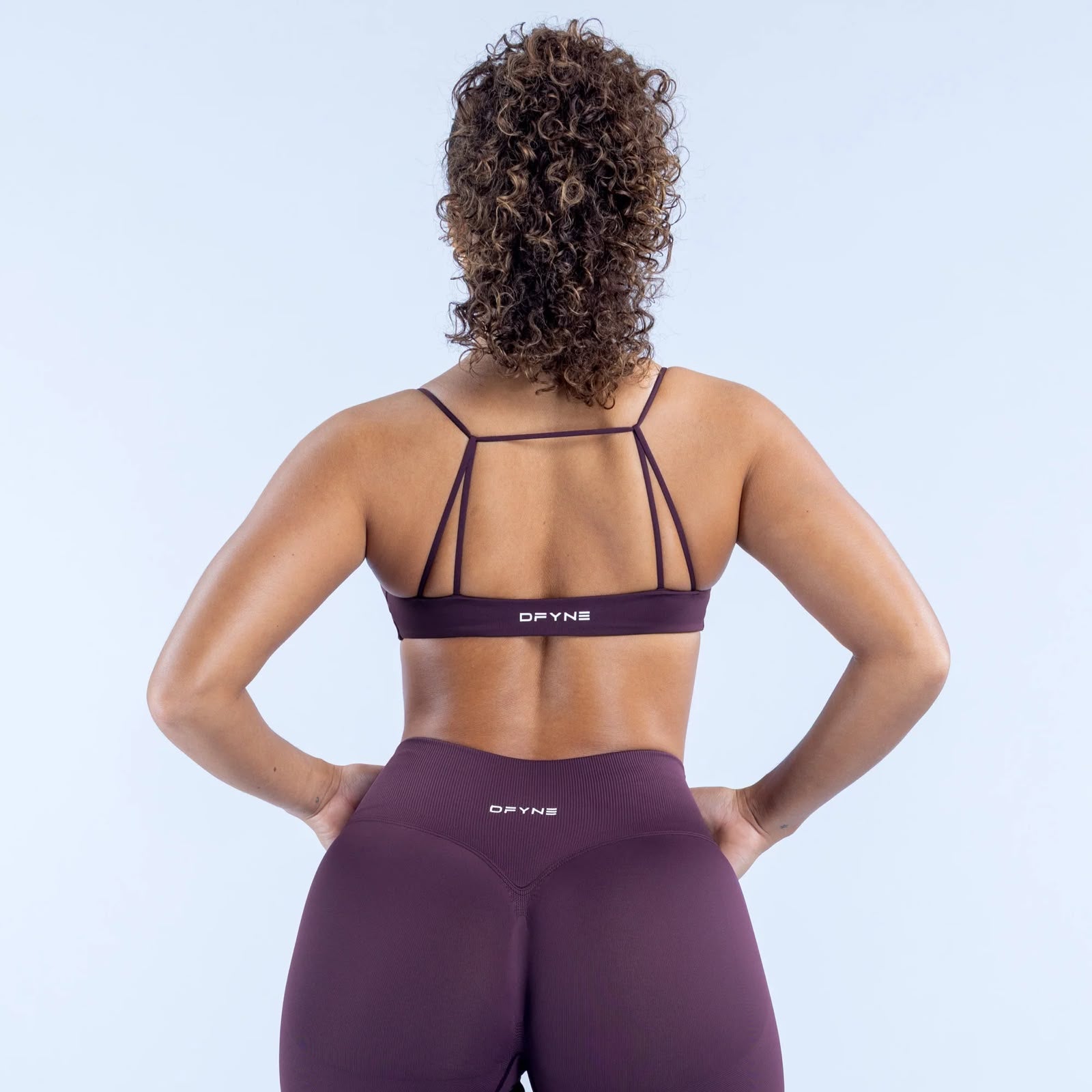 DFYNE Vision Twist Sports Bra Set