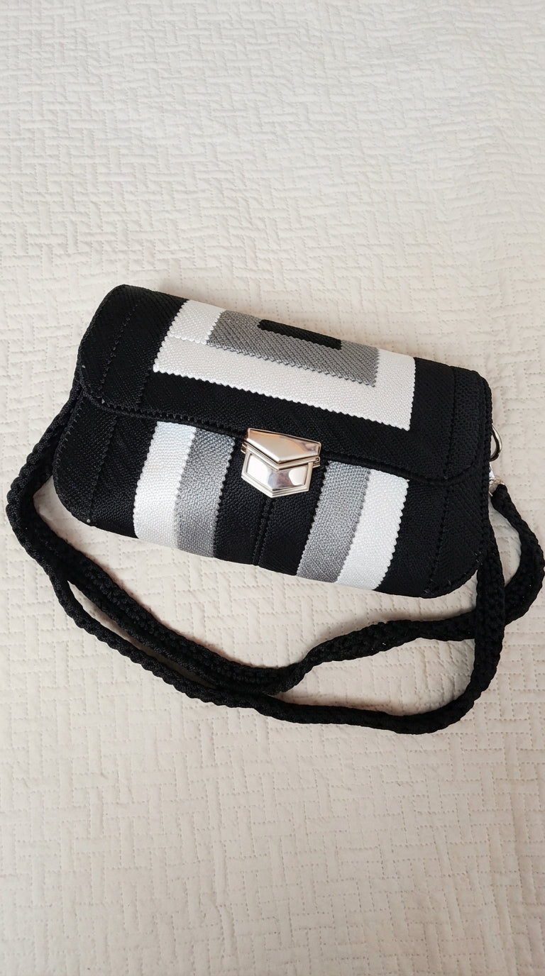 حقيبة يد مصنوعة يدويًا – Khoyot bags