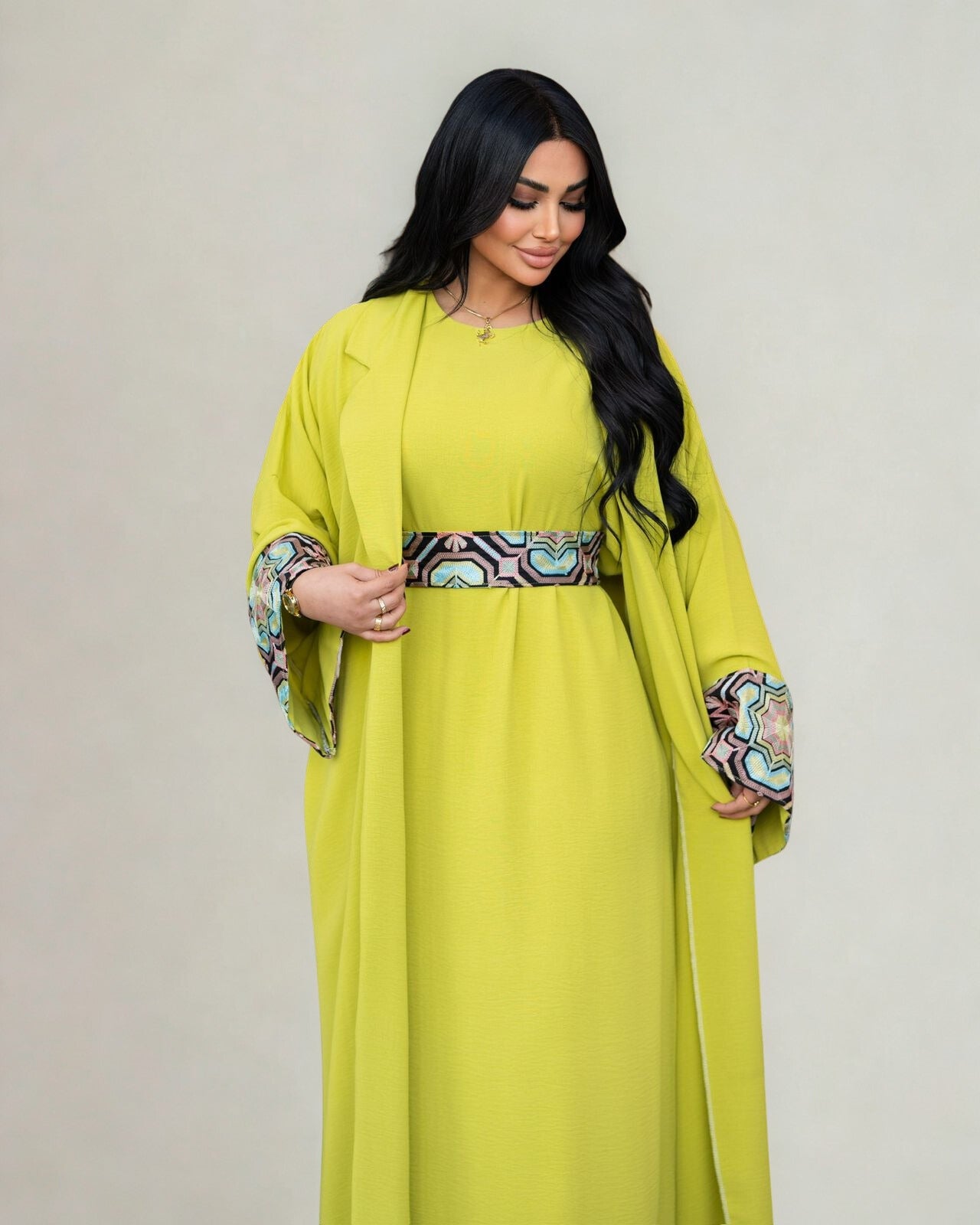 عباية خضراء ليمونية