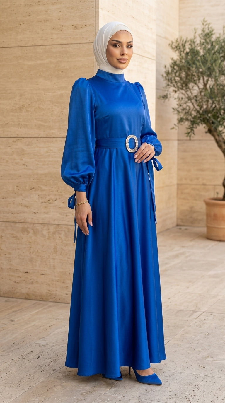 فستان ماكسي من الساتان