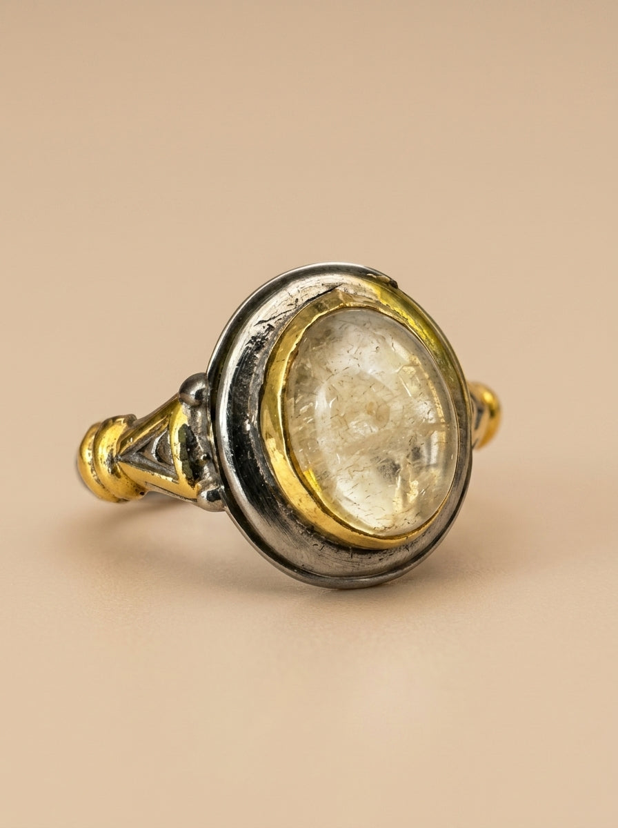 Antique-Style Two-Tone Oval Gemstone Ring