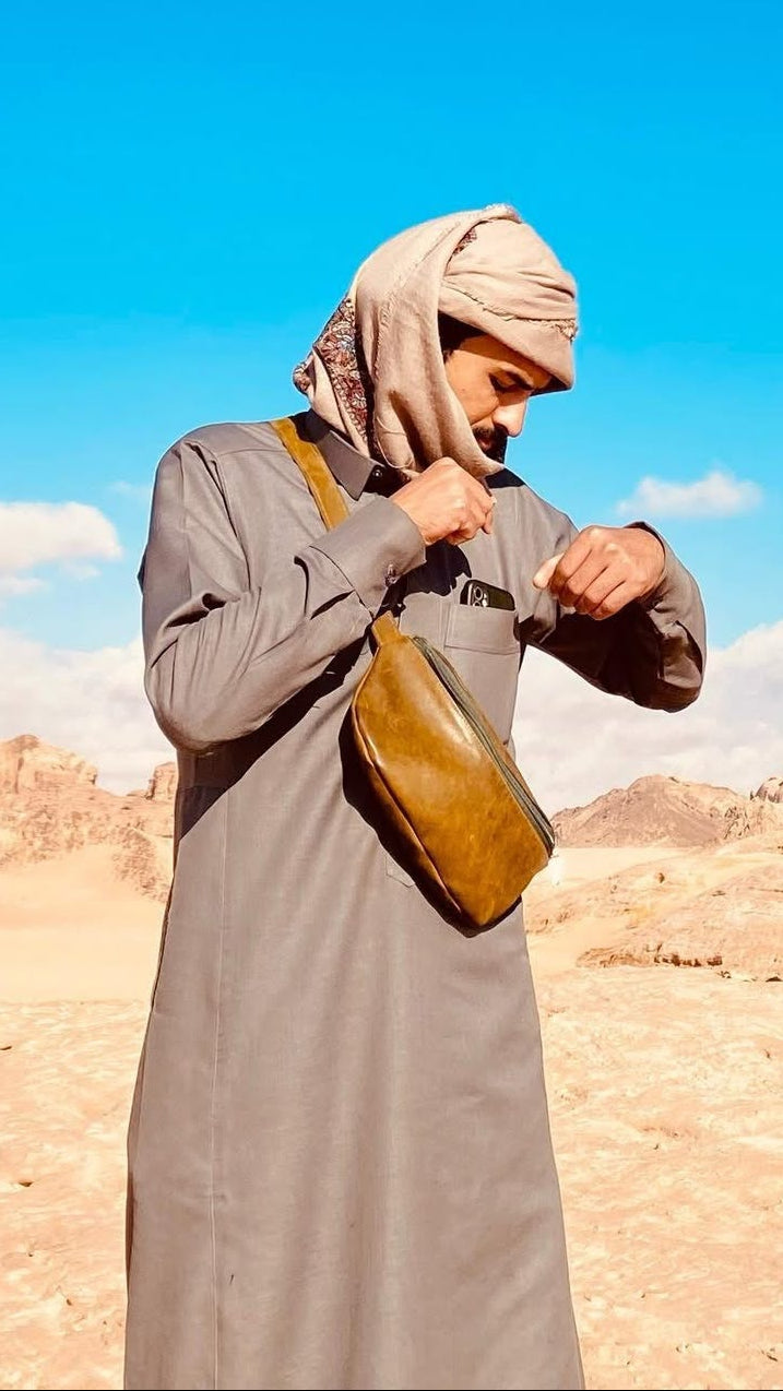 حقيبة حزام جلدية كلاسيكية