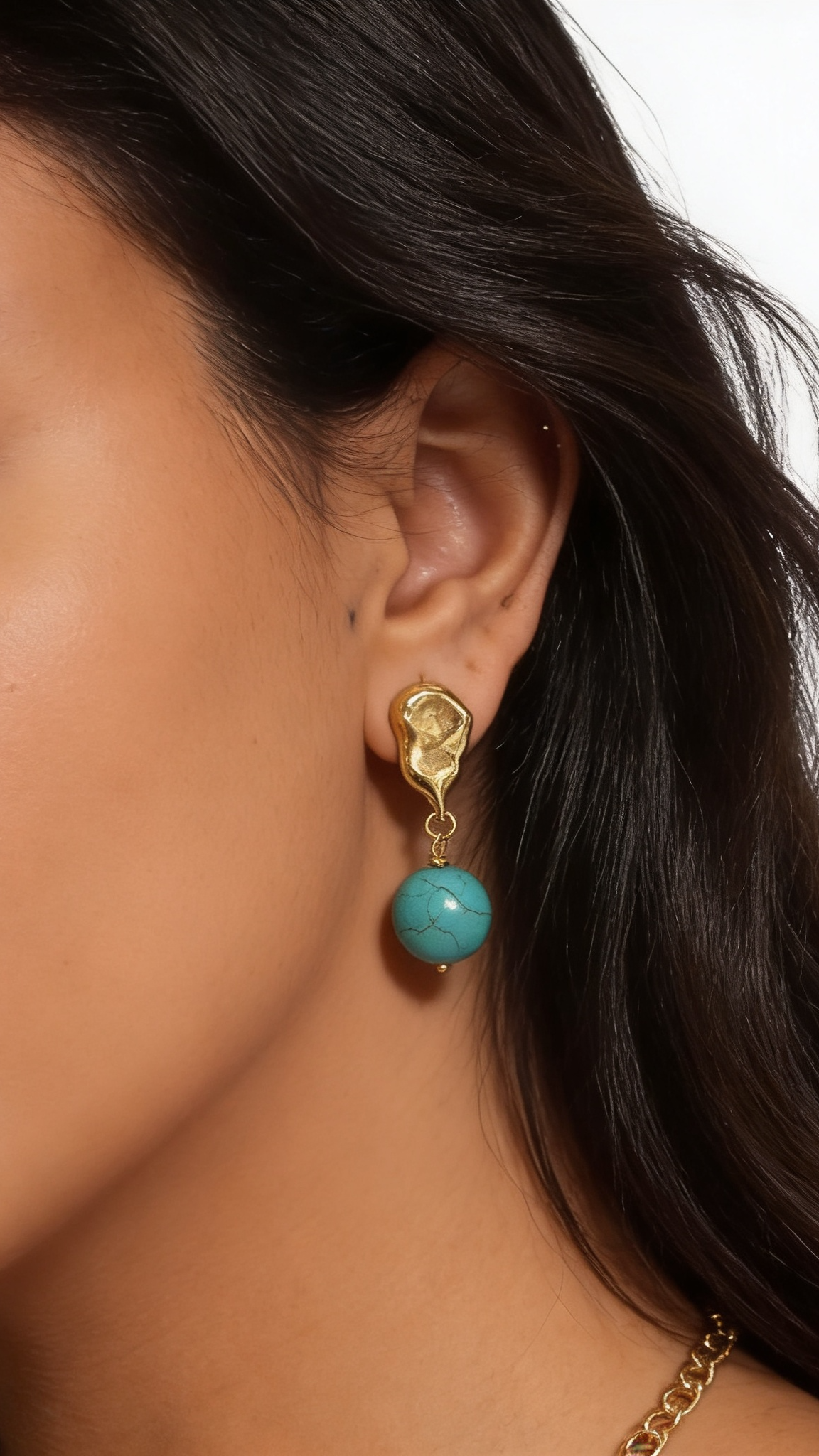Turquoise earring