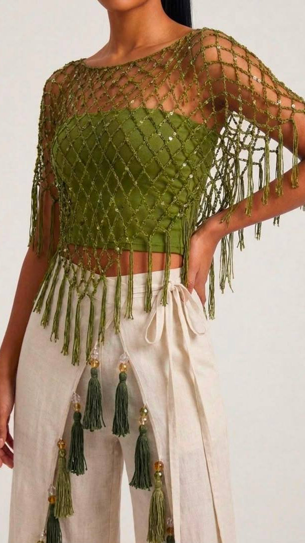 Sequined Macramé Poncho — detail of the macramé lattice