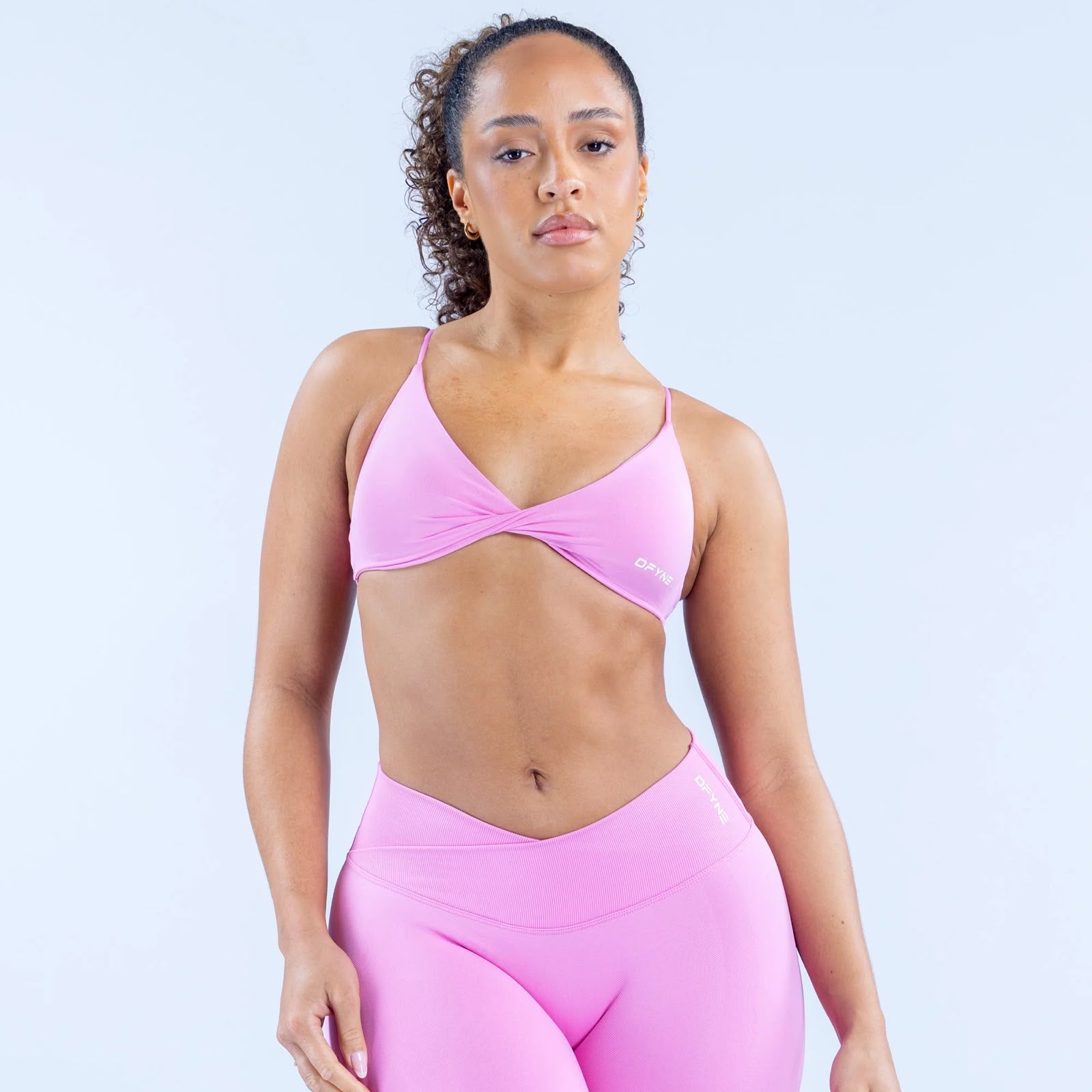 DFYNE Vision Twist Sports Bra Set