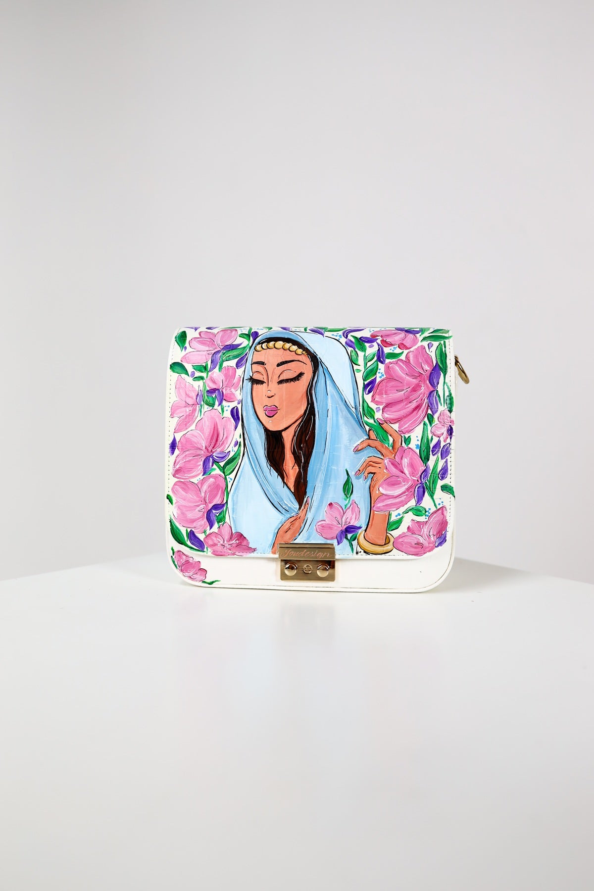Sharqyah Design – Hand-Painted Leather Bag