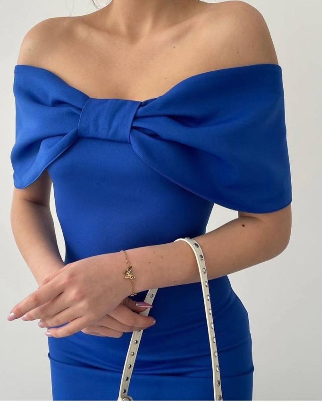 Glam Royal Bow Midi Dress – Electric Blue