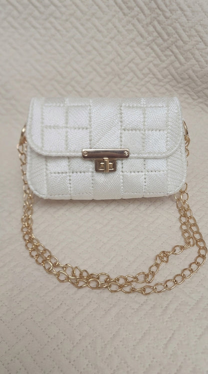 حقيبة يد بيضاء مصنوعة يدويًا – Khoyot bags
