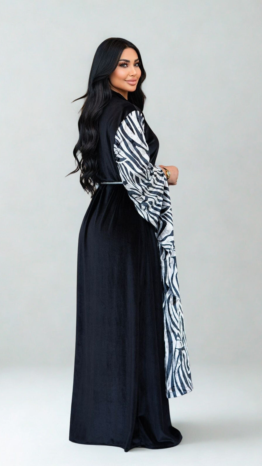 عباية زيبرا – naya