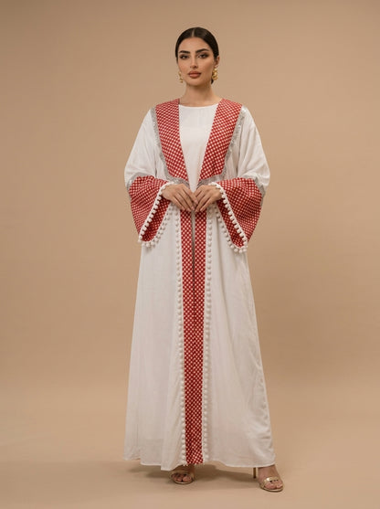 The Nashmiyya Shmagh-Inspired White Abaya