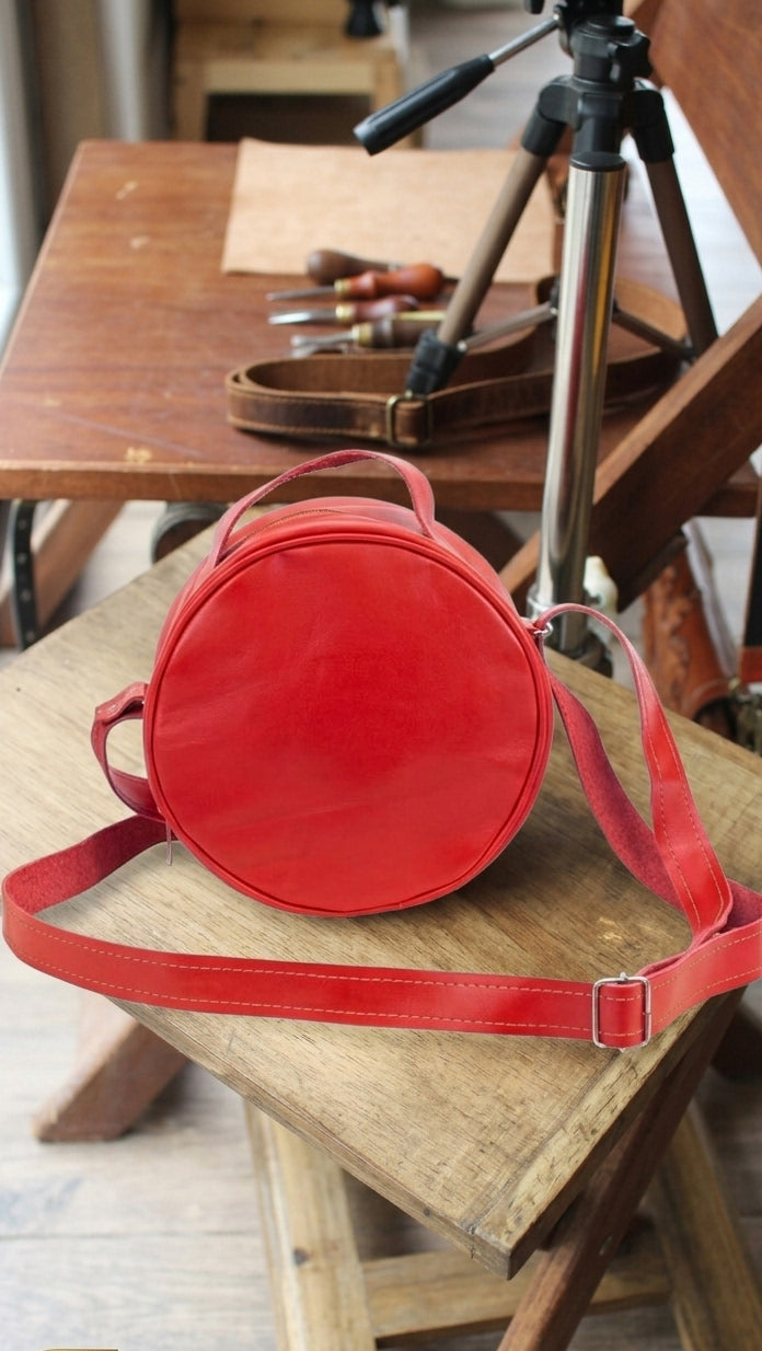 Camel circled bag