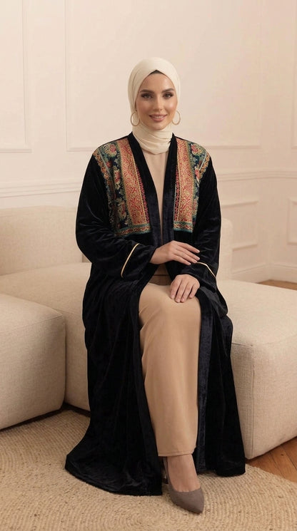 عباية مخمل "Royal Heritage"