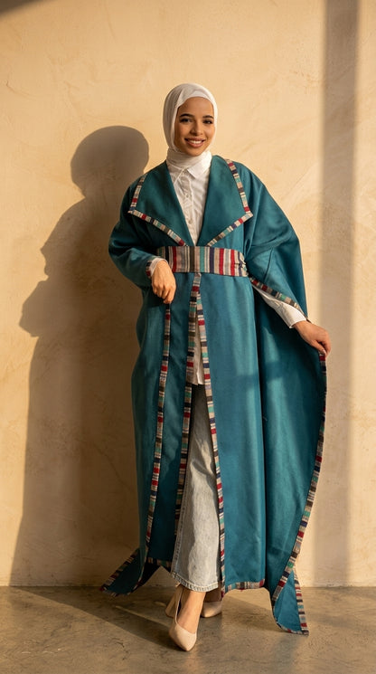 The Reversible Winter Saya Cape