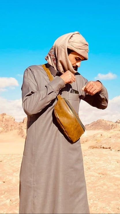 حقيبة حزام جلدية كلاسيكية