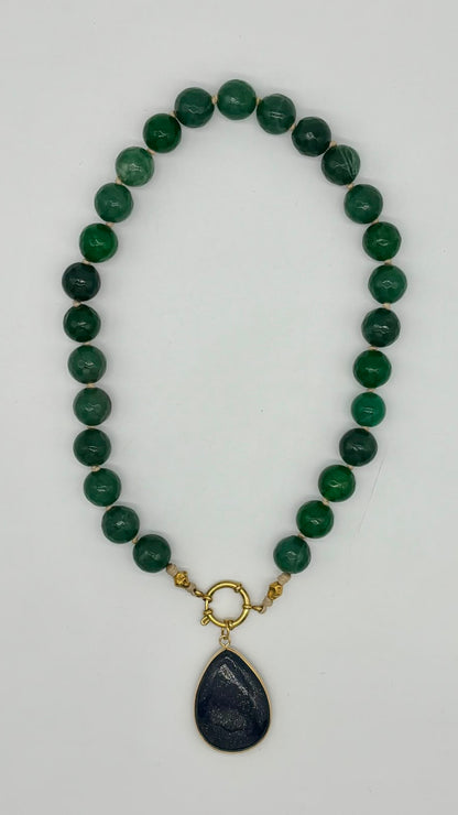 Women’s Knotted  Necklace with Natural  Green Stone Beads &  Lapis Lazuli Pendant