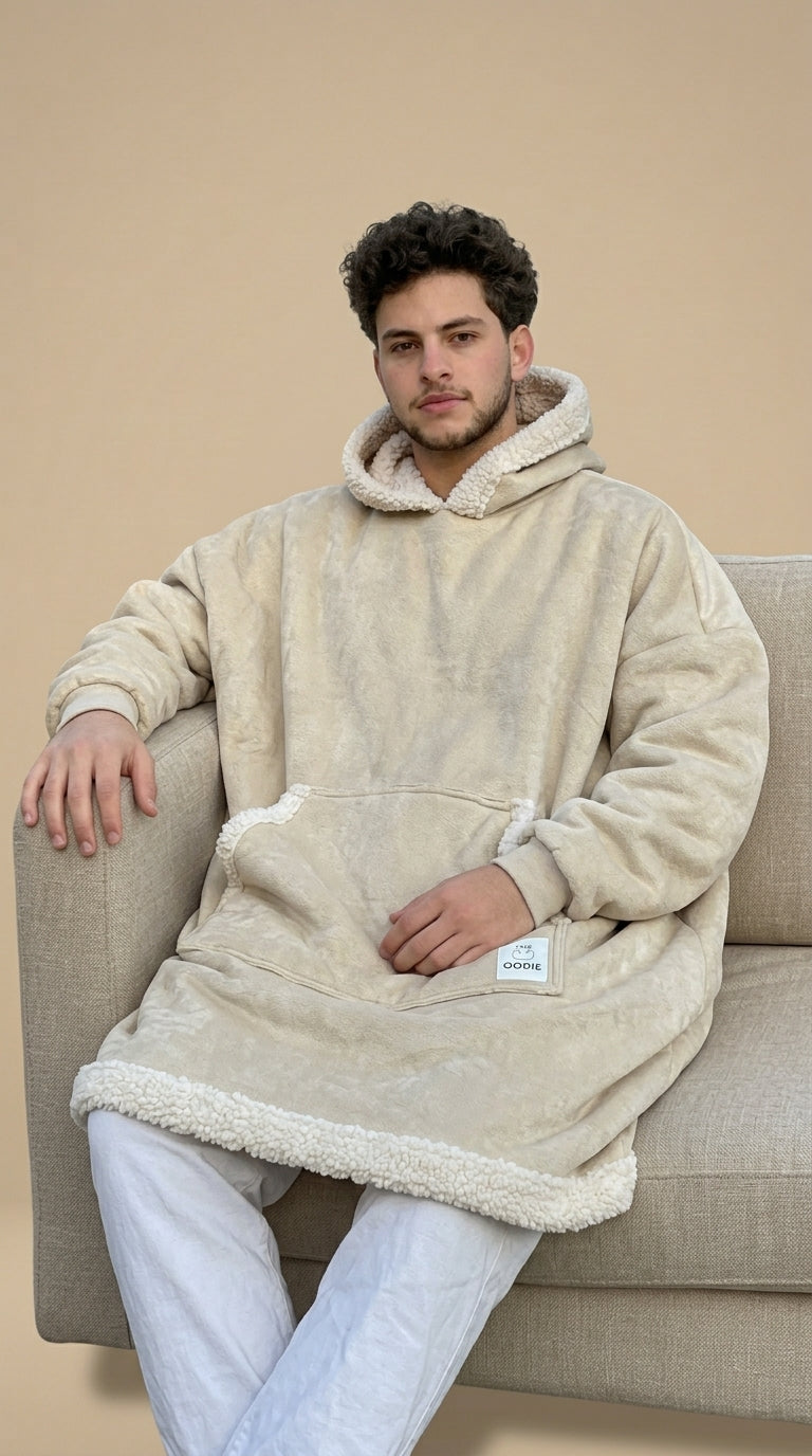 بطانية هودي باللون البيج الكريمي